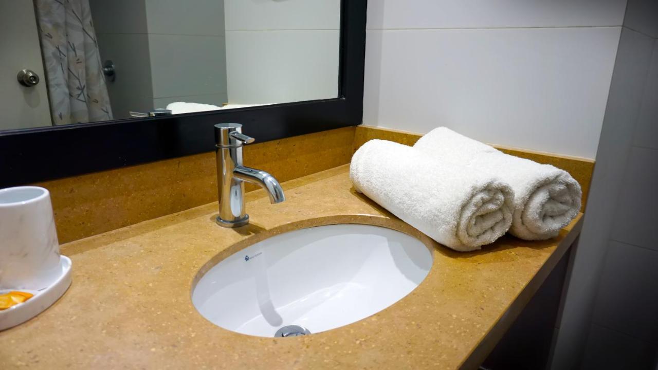 Miraflores Luxury Place Pool Gym 2Bd Lima Zewnętrze zdjęcie